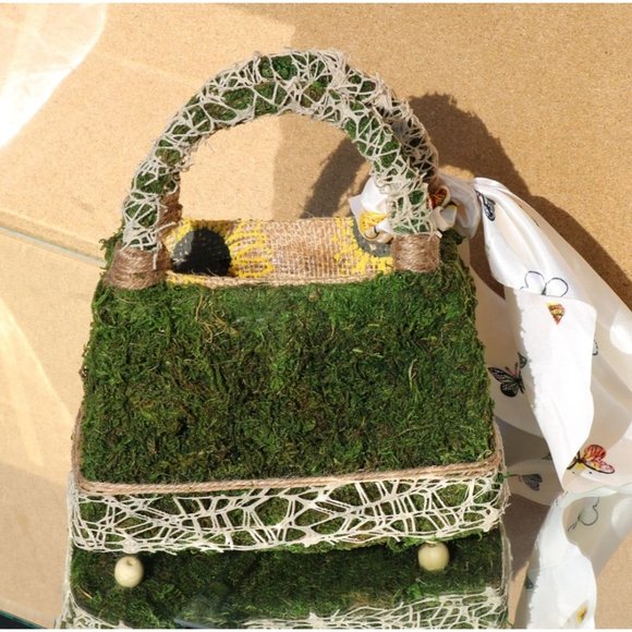 Handmade Moss Purse | Fully Lined | Functional | Spring Moss Bag | Easter Basket - Picture 9 of 15